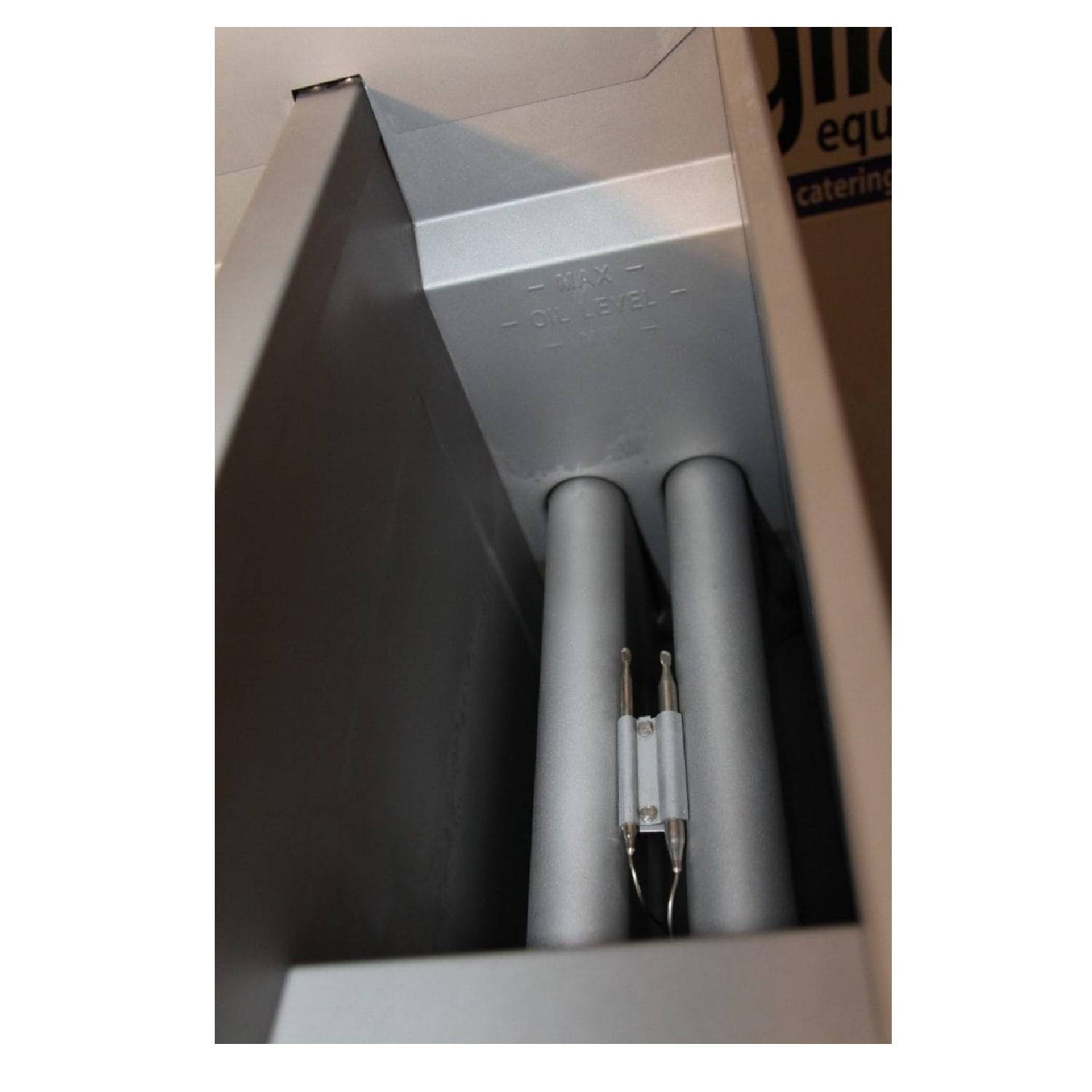 Infernus Natural Gas Twin Tank Fryer – 2 Baskets (2 x 9ltr tanks) Infernus Natural Gas Twin Tank Fryer - 2 Baskets (2 x 9ltr tanks)