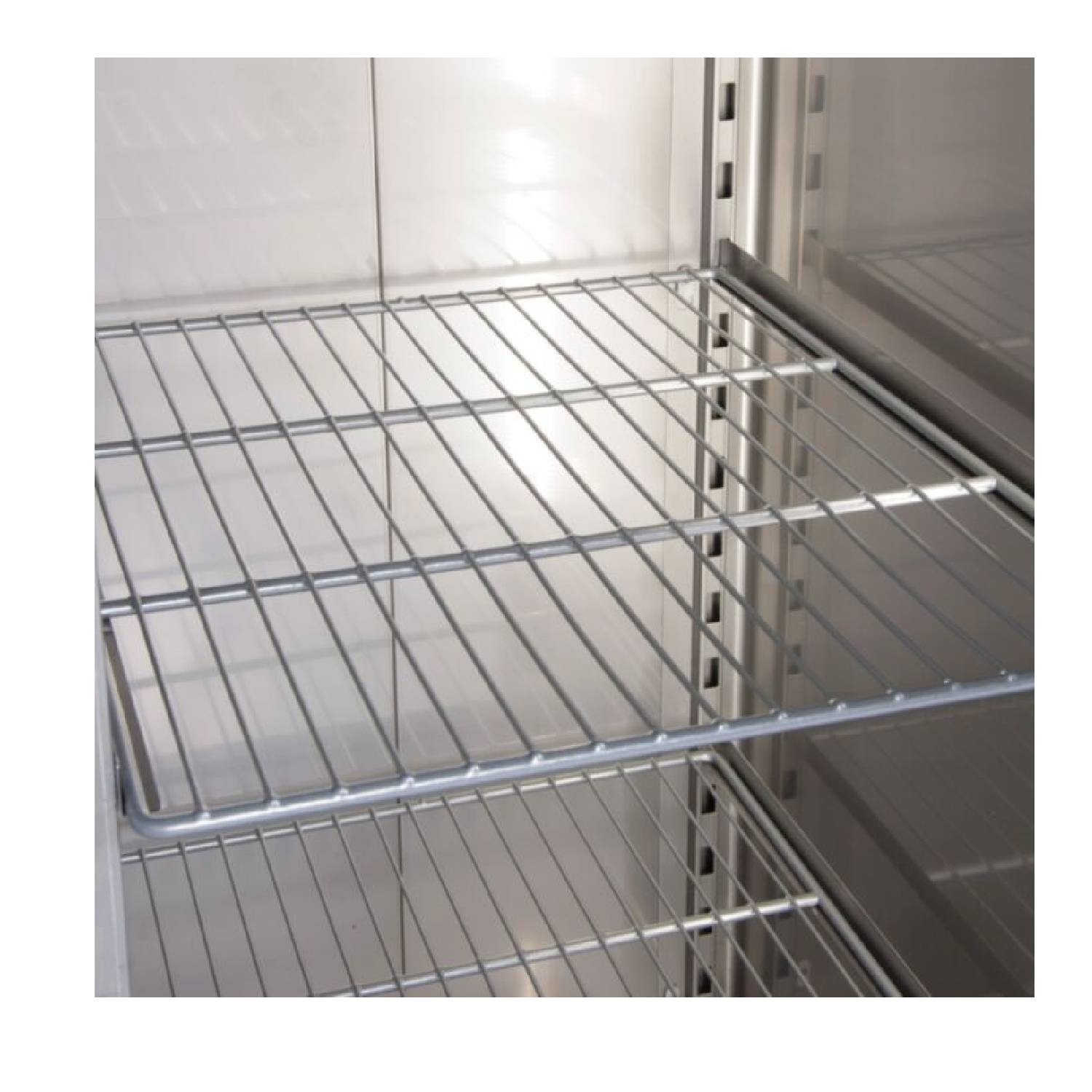 INOMAK CFP2144 Heavy Duty Double Door 2/1 Freezer 1432L Inomak CFP2144 Inside