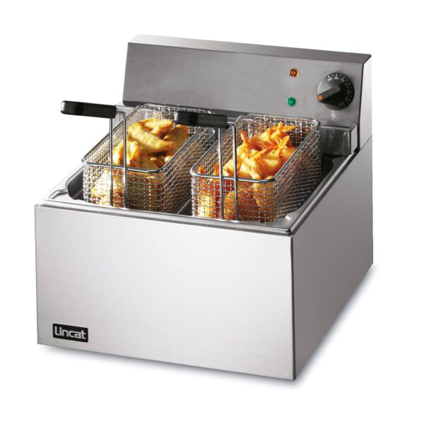 Lincat LFF Lynx 400 Electric Counter-top Fish Fryer Single Tank 2 Baskets 5L Lincat LFF Lynx 400 Electric Counter-top Fish Fryer Single Tank 2 Baskets 5L
