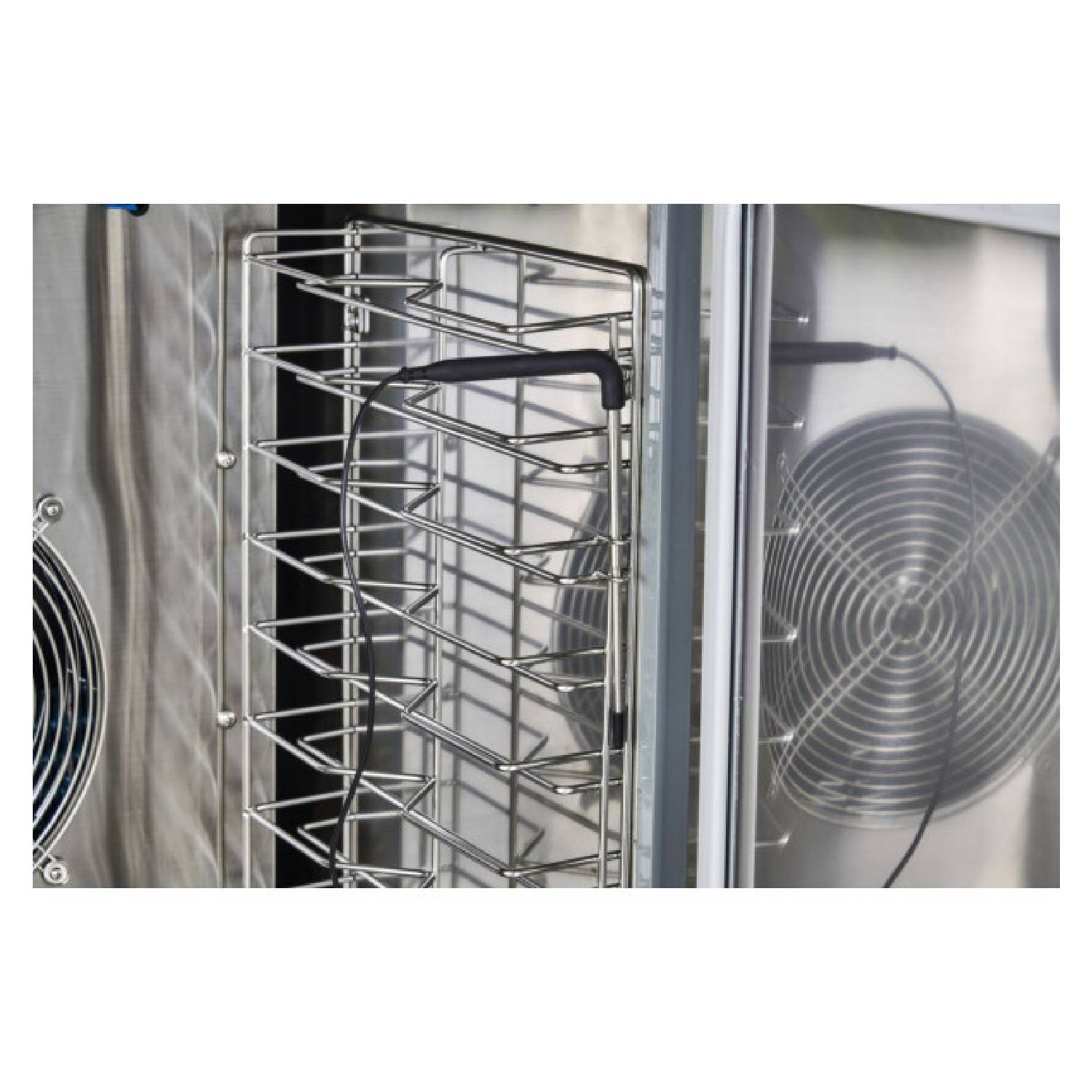 Sterling Pro SP40BC 10-Grid Blast Chiller / Freezer, 40 kg Chill / 28 kg Freeze Sterling Pro SP40BC 10-Grid Blast Chiller / Freezer, 40 kg Chill / 28 kg Freeze