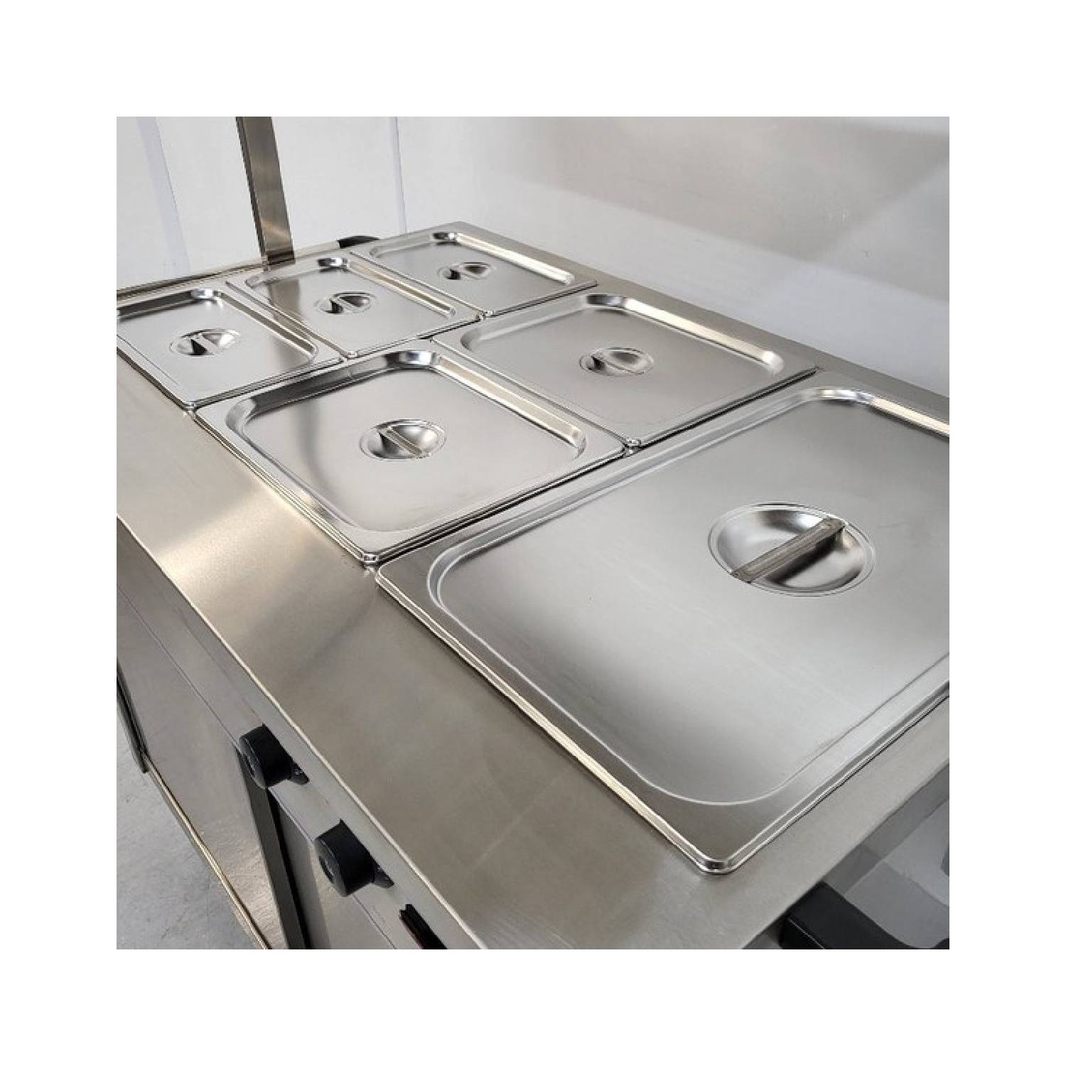 HOSTY Serve Over Bain Marie w/ Heated Gantry & Hot Cupboard HOSTY Serve Over Bain Marie w/ Heated Gantry & Hot Cupboard