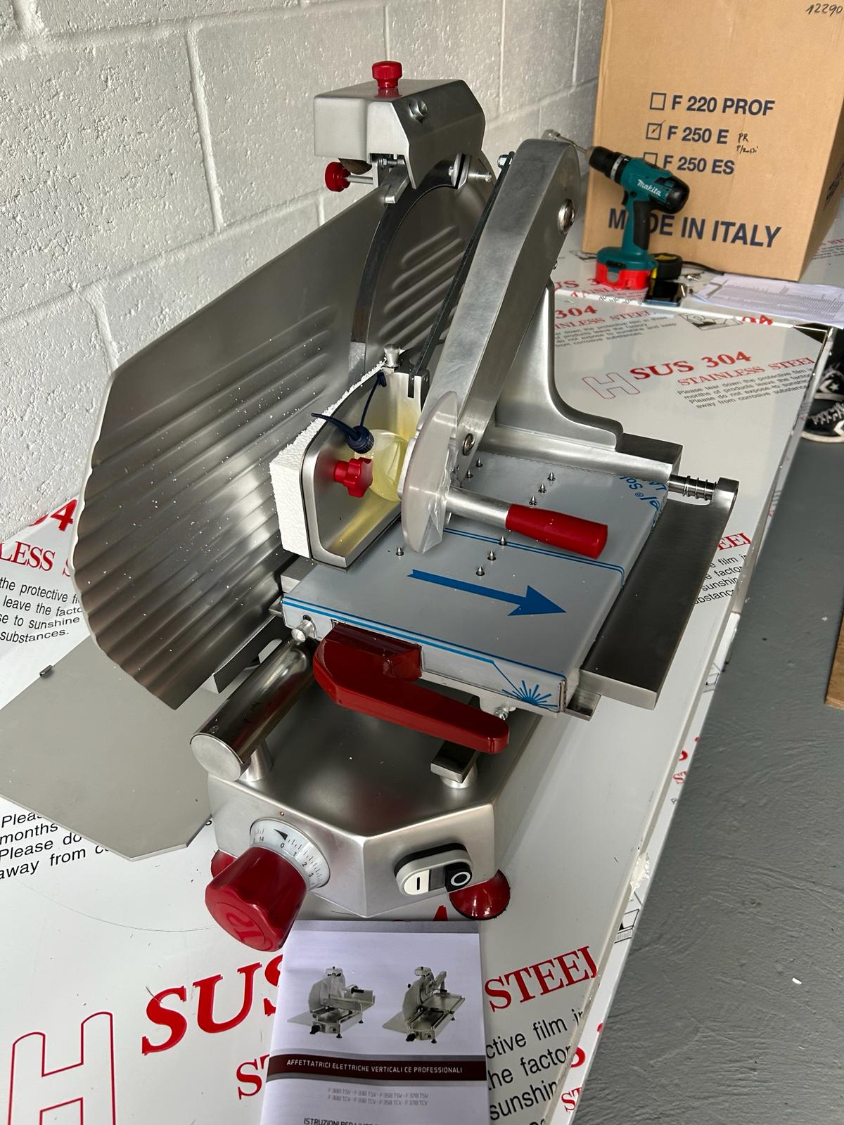 GGF Vertical Meat Slicer – 330mm Blade – GGF330V GGF Vertical Meat Slicer - 330mm Blade - GGF330V - Image 5