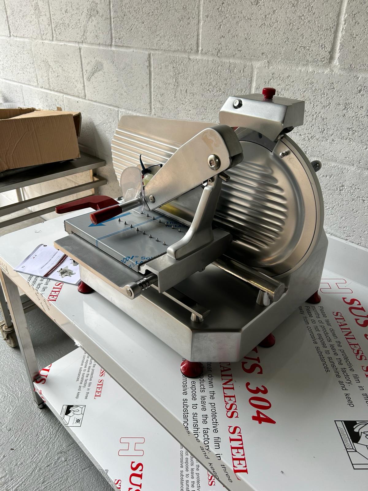 GGF Vertical Meat Slicer – 330mm Blade – GGF330V GGF Vertical Meat Slicer - 330mm Blade - GGF330V - Image 4