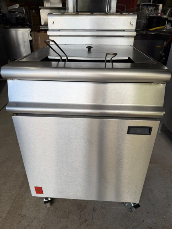 Reconditioned Falcon G3860 Dominator Plus Single Pan Twin Basket Gas Fryer