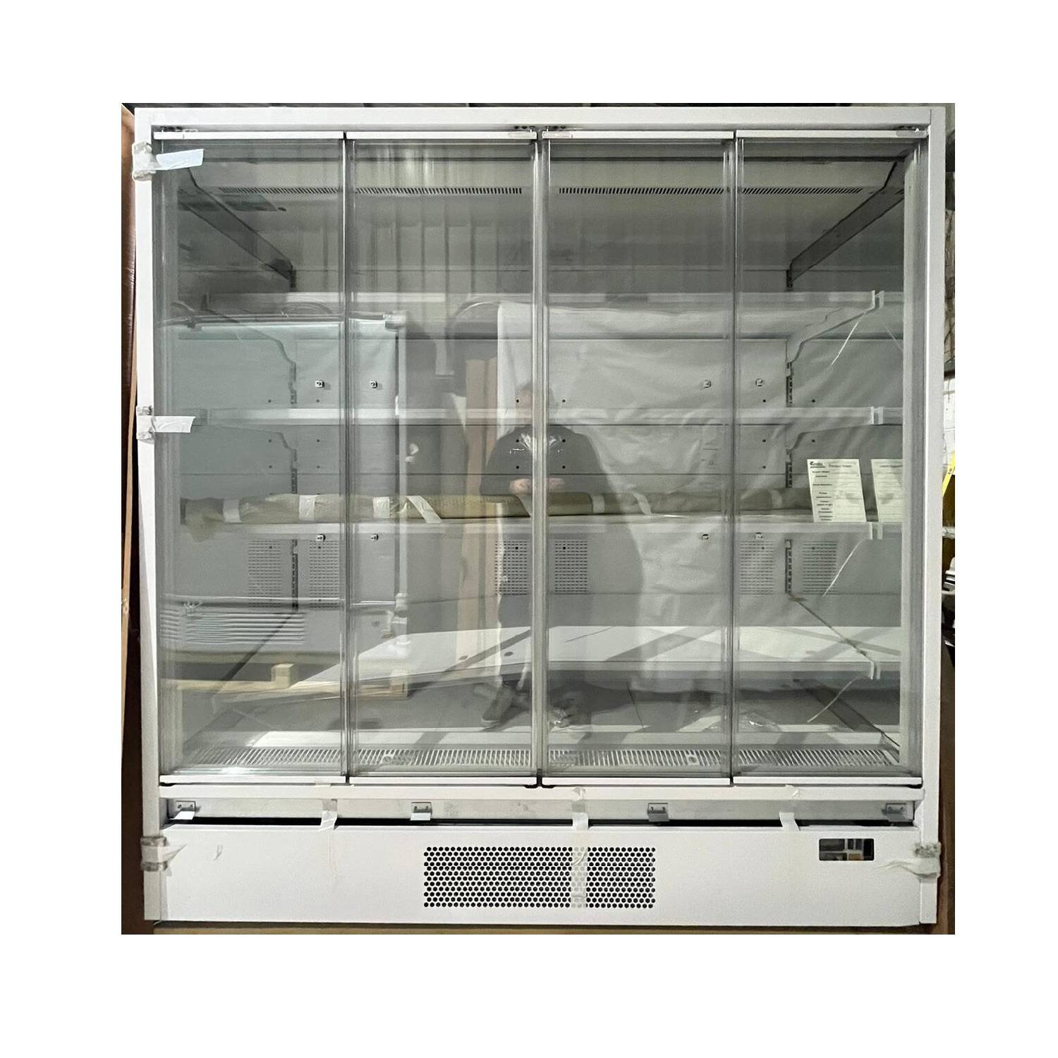 Capital Cooling Quantum Maxi 4 door glass Display Fridge 2m wide – White – Graded Capital Cooling Quantum Maxi 4 door glass Display Fridge 2m wide - White - Graded - Image 3