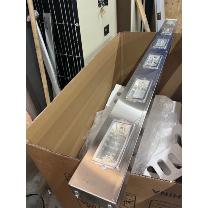 GRADED Inomak XWH19 Six Lamp Halogen Heated Box GRADED Inomak XWH19 Six Lamp Halogen Heated Box