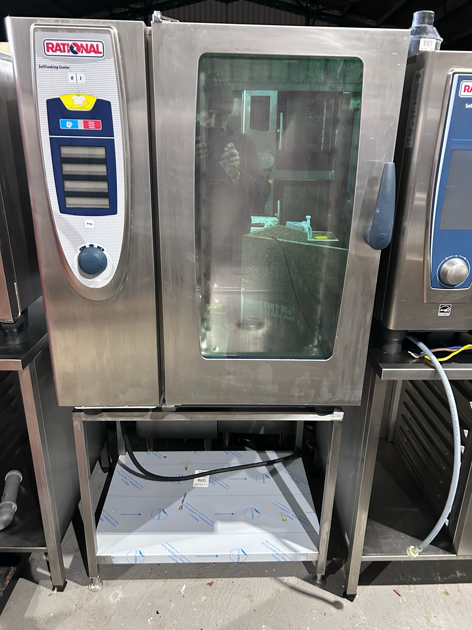 Rational SCC101E 10 grid Electric Combi Oven – Left hand hinge Rational SCC101E 10 grid Electric Combi Oven - Left hand hinge