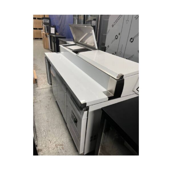 BLIZZARD Triple Door Refrigerated Prep Counter With Raised Collar – Graded Commercial Prep Counter
