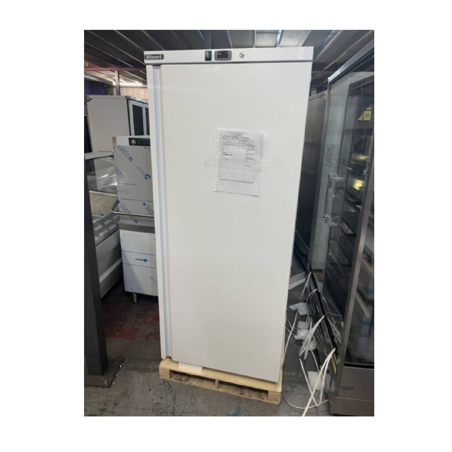 Blizzard LW60 Upright 550L Single Door Freezer – Graded Commercial Freezer