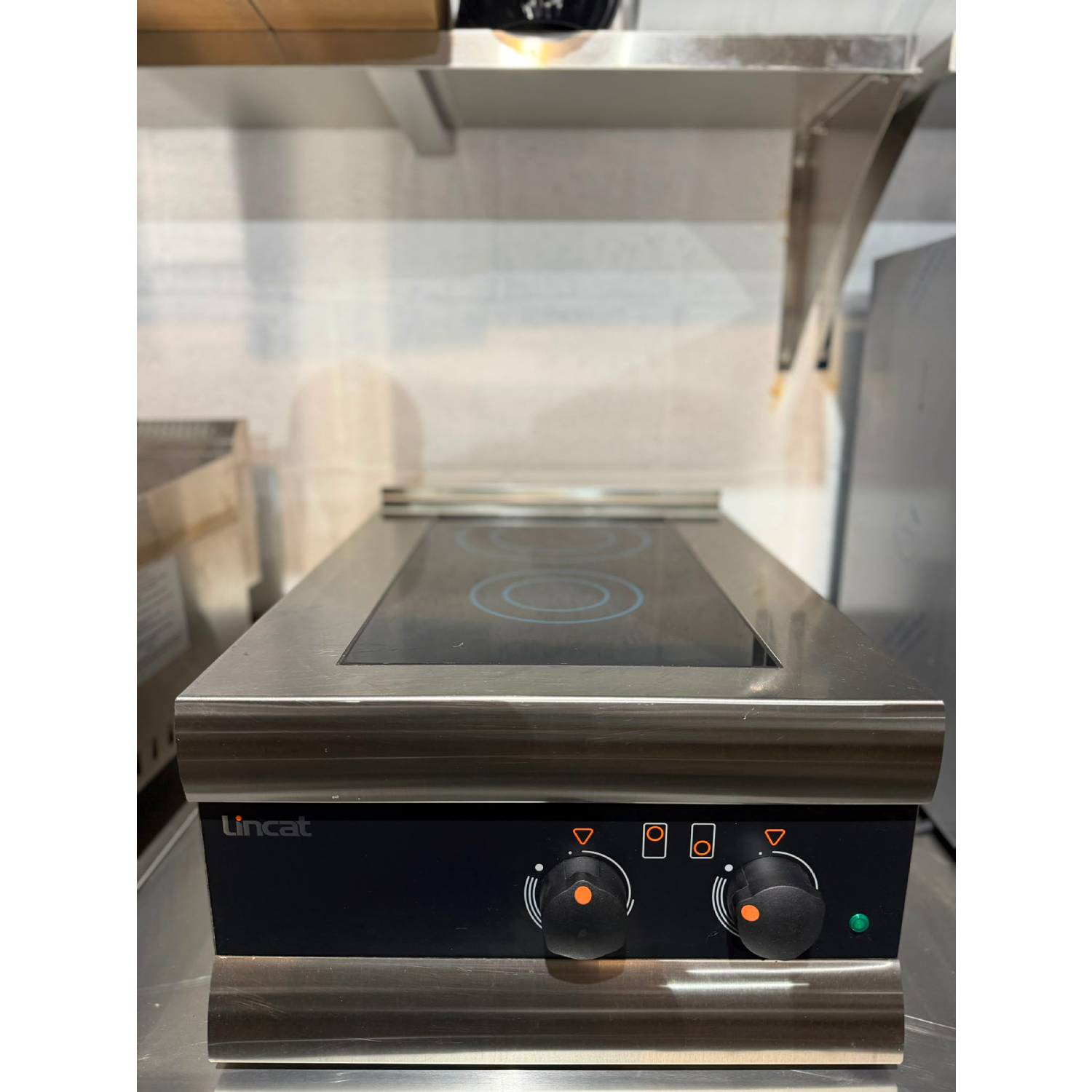 Reconditioned Lincat SLI21 Two Zone Induction Hob Reconditioned Lincat SLI21 Two Zone Induction Hob