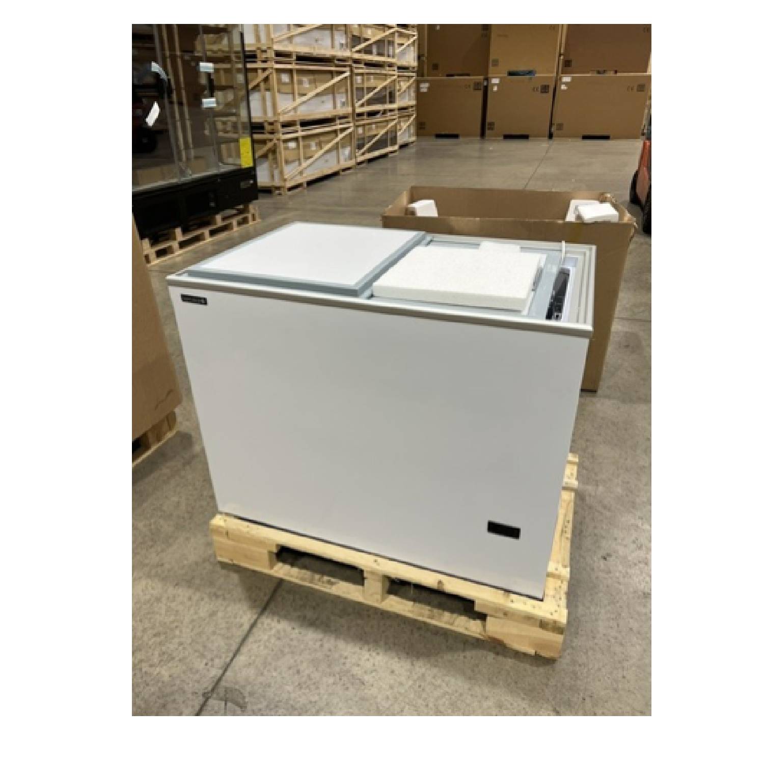 GRADED TEFCOLD ISC302SD Sliding Top Bottle Cooler – 286L