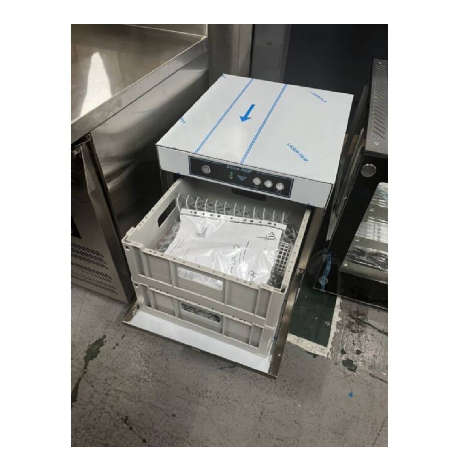 Graded Blizzard STORM40DP 400mm Glasswasher with Drain Pump