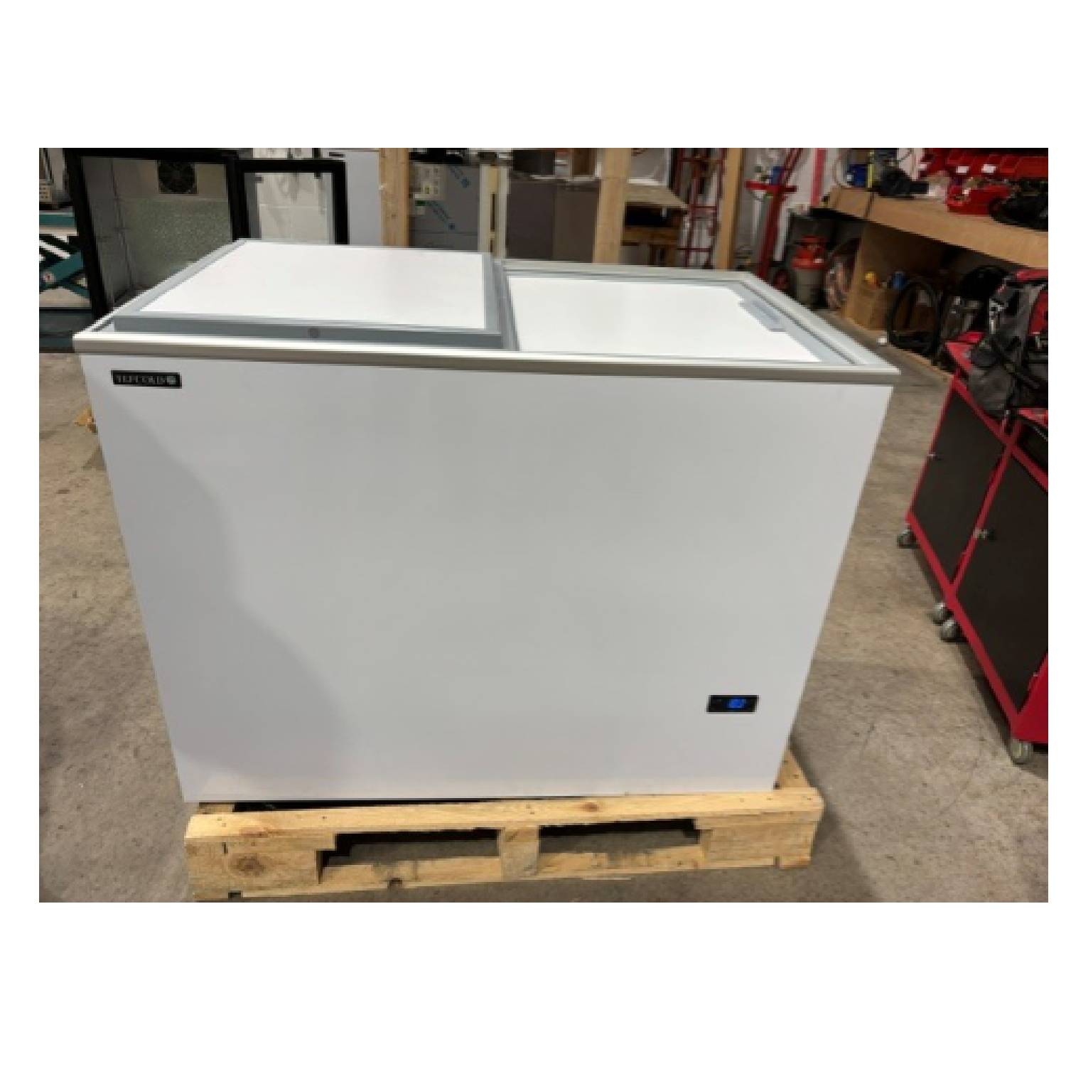 Graded TEFCOLD IC302SC Ice Cream Freezer – 255L