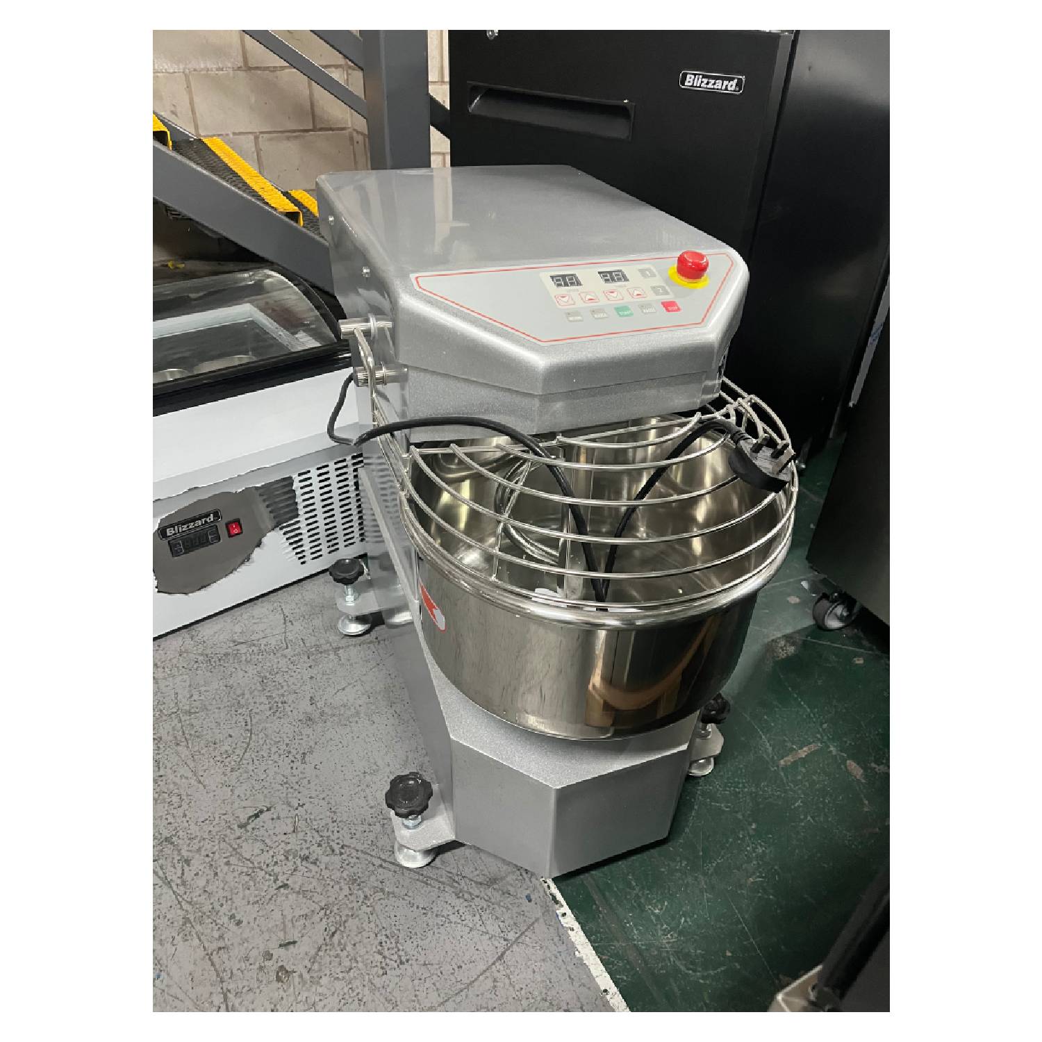 23 litre variable-speed inverter mixer